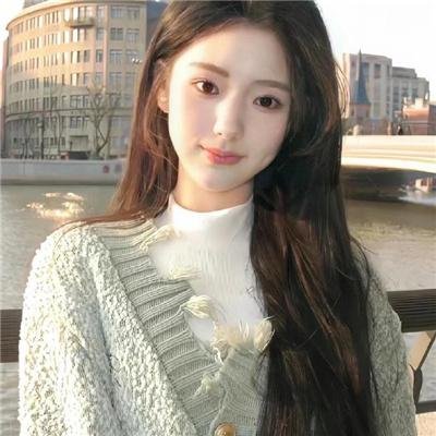 宝影花痕封面